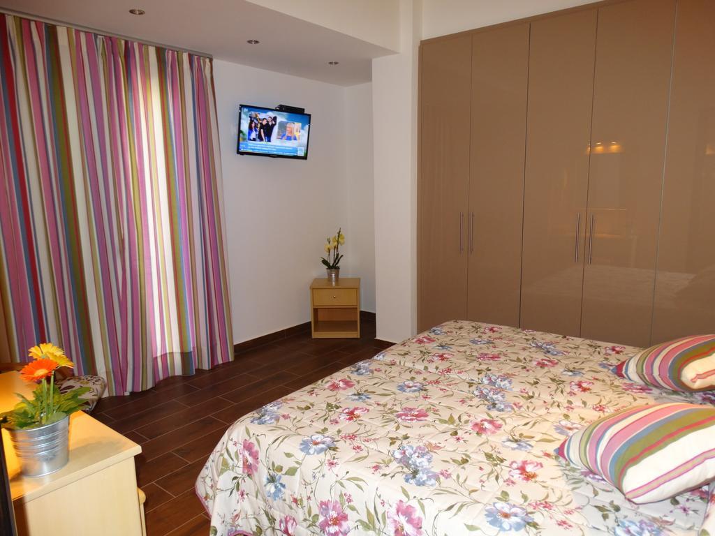 Dassia Beach Pension ภายนอก รูปภาพ