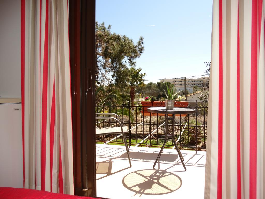 Dassia Beach Pension ห้อง รูปภาพ