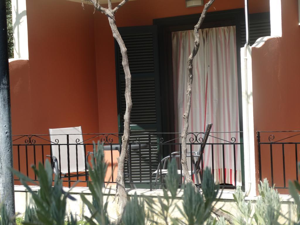 Dassia Beach Pension ภายนอก รูปภาพ